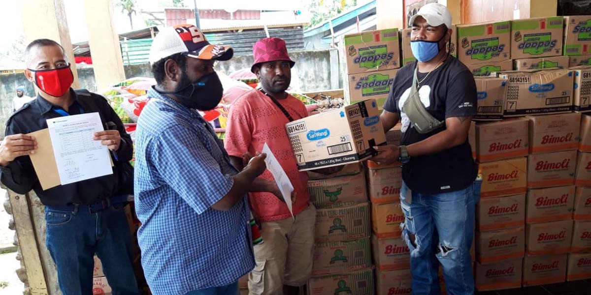 pt-freeport-salurkan-bantuan-bahan-makanan-tahap-ketiga-di-sembilan-kampung